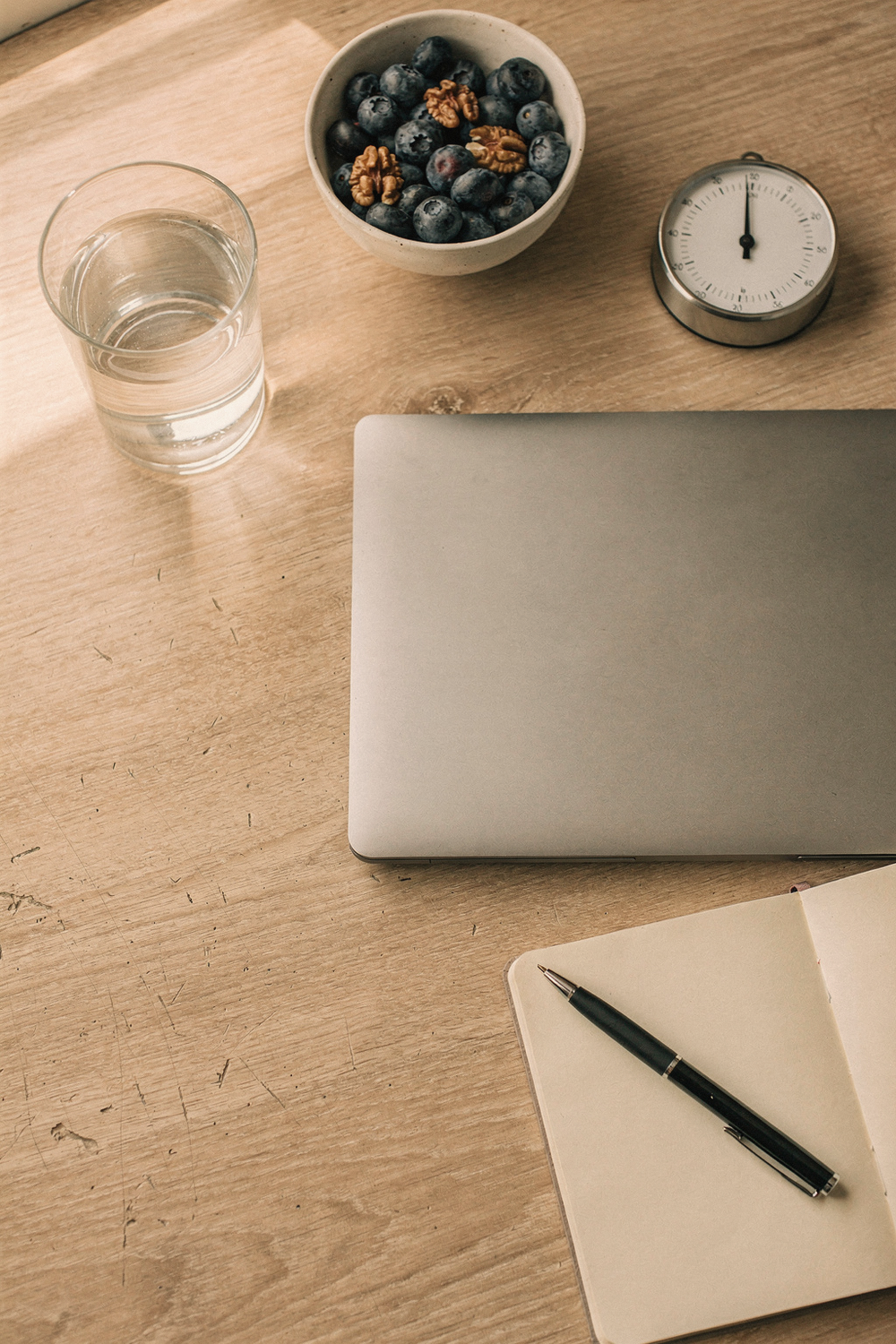 Deep work vs structured breaks: which helps you focus more